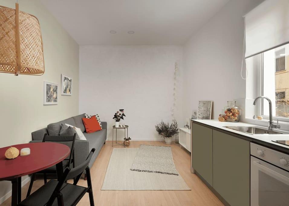 Trendy Urban Nest - Center Apartemen
